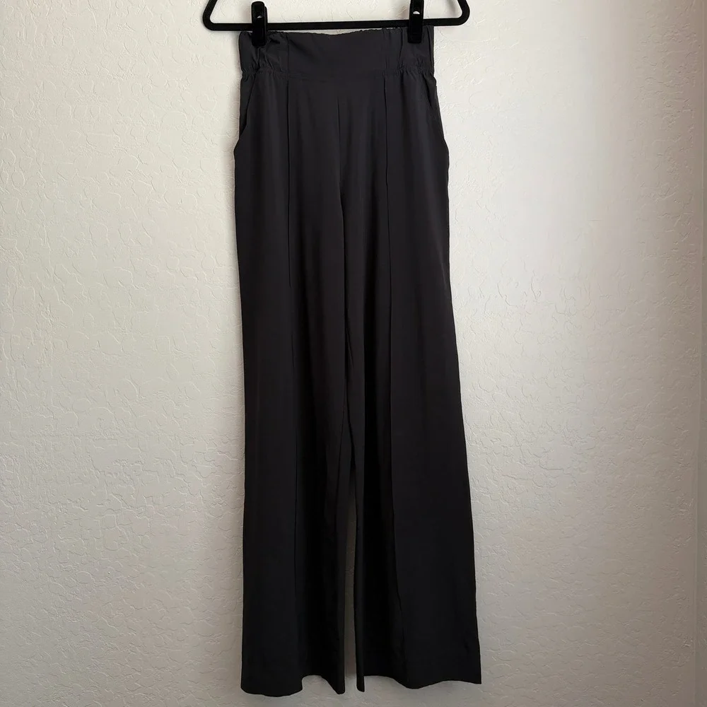 Lululemon‎ Women's Noir Pants Black Sz 6